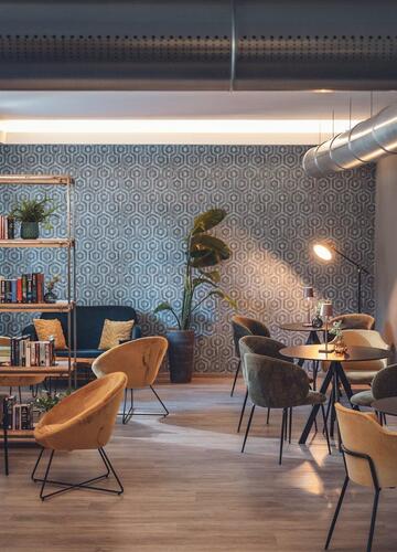 villa-alberta-garden-lounge-autunno