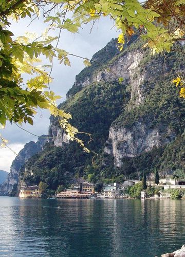 pixabay-garda-lago-riva