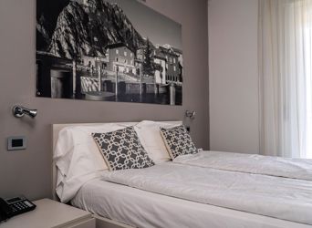 villa-alberta-torbole-garda-rooms-02